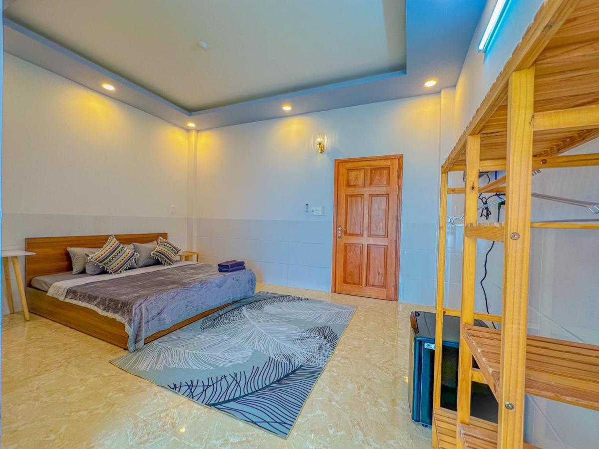 Nhan Tay 2 Hotel Can Tho Esterno foto